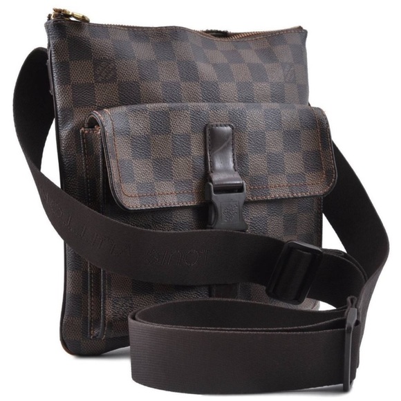 Louis Vuitton Handbags - Authentic Louis Vuitton Damier Pochette Melville shoulder cross bag